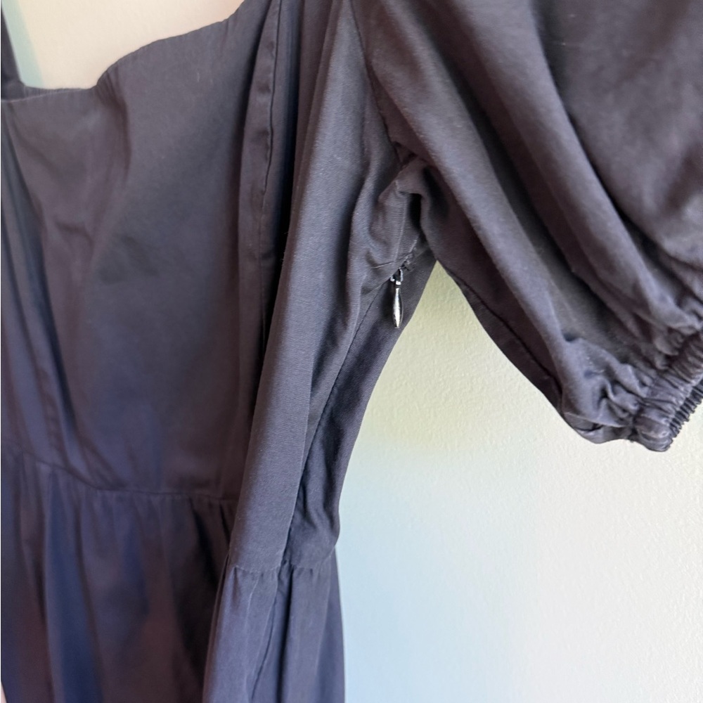 Astr Black Square-Neck Midi Dress with Puff Sleeves - Picture 6 of 12